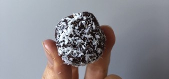 cacao-bliss-ball-recipe-nutritionist-sydney